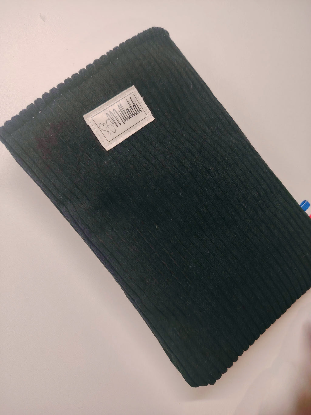 Protège livre de poche noir Ultra