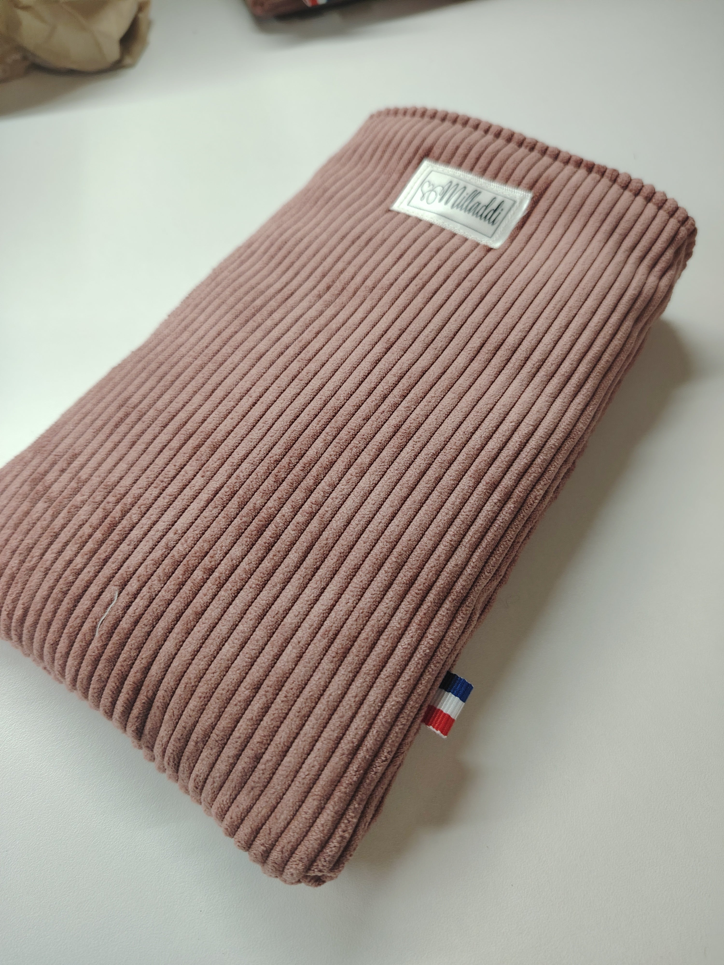 Protège livre de poche Poudré