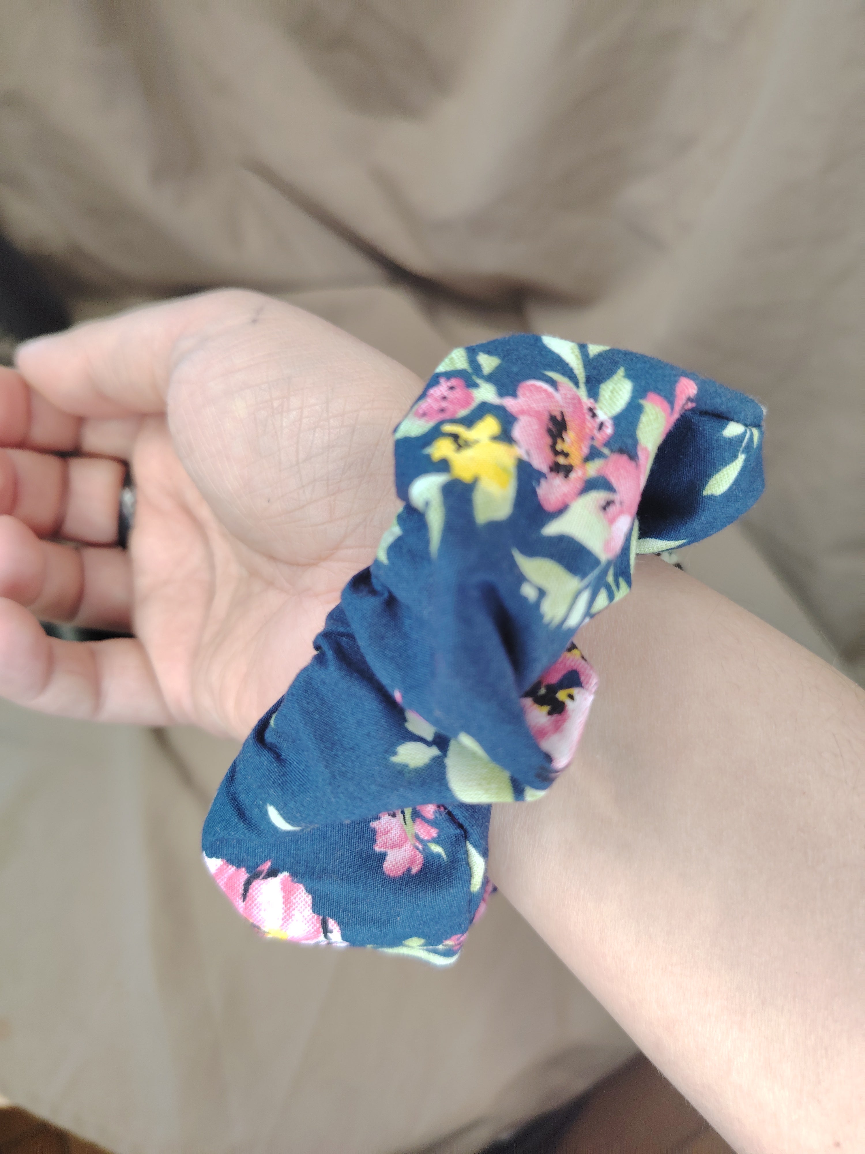 Chouchou en coton Fleuri Bleu Grand Modèle