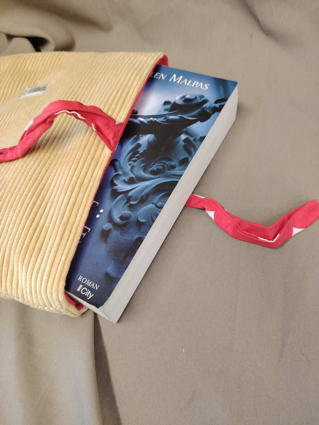 Housse de livre Broché Vieux Jaune