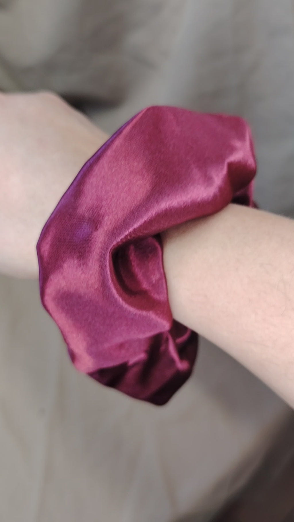 Chouchou en Satin Bordeau Grand Modèle